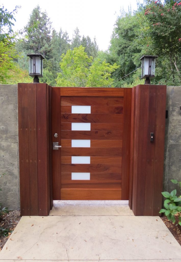 Santa Cruz Mountains Courtyard Entry Gate - Hidden Garden